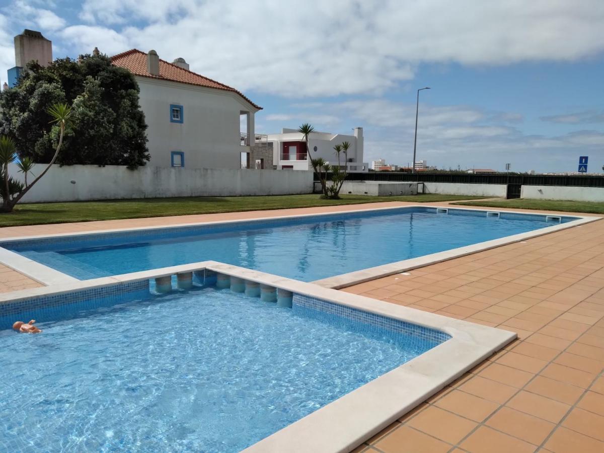 Palmeiras Apartement - T1 Com Piscina Baleal Exteriör bild